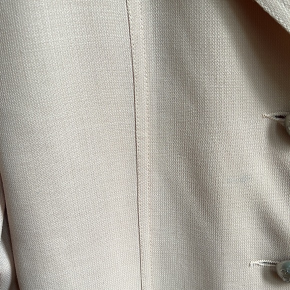 Bebe light peach 90s suit jacket. - Picture 5 of 7